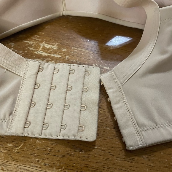 Cacique  Padded Bra 46D Great condition - Picture 8 of 8